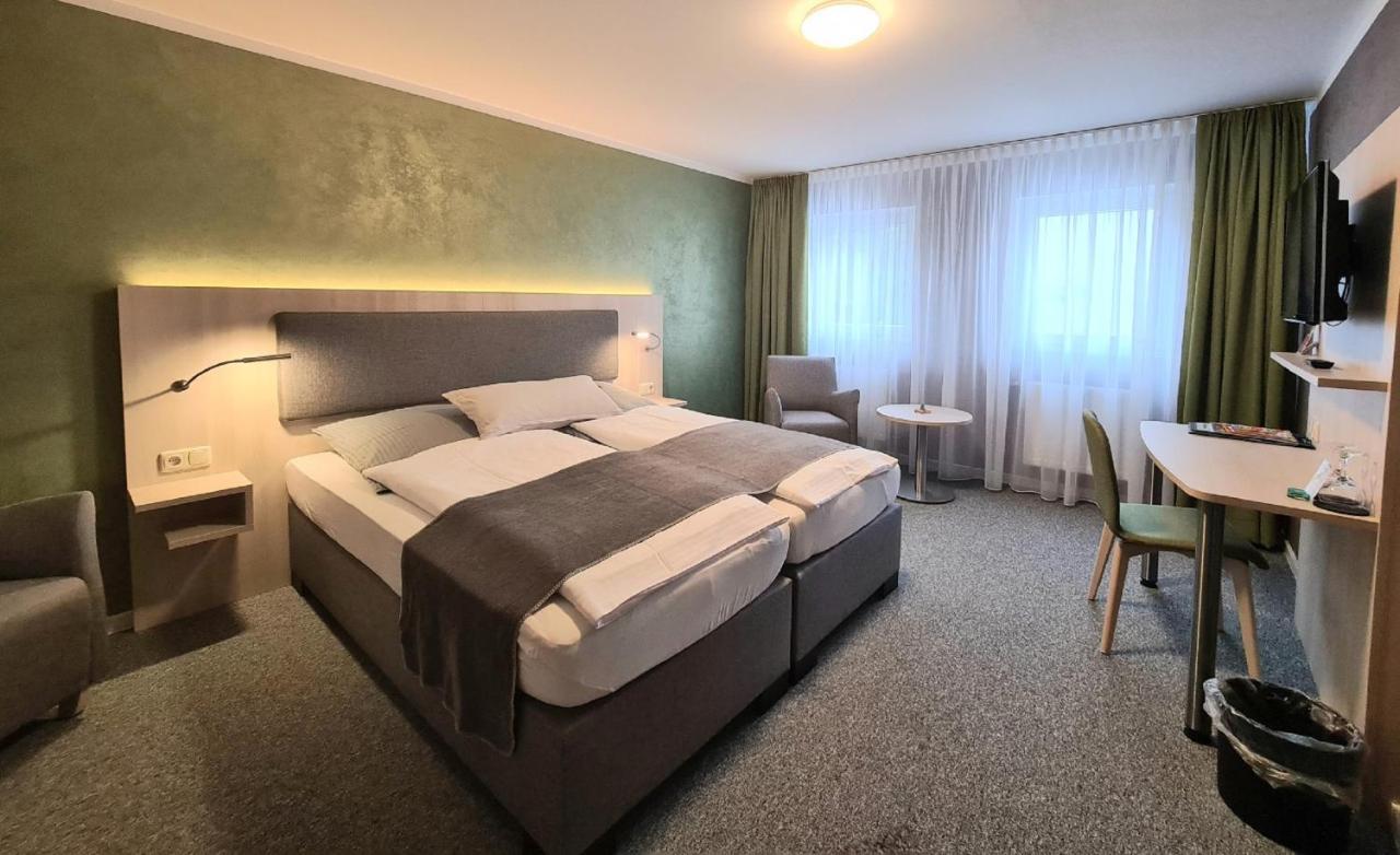 Verwoehn-Pension Wiesengrund Бишофсгрюн Экстерьер фото